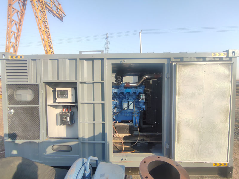 曲靖柴油发电机组的机油多久更换一次比较合适？